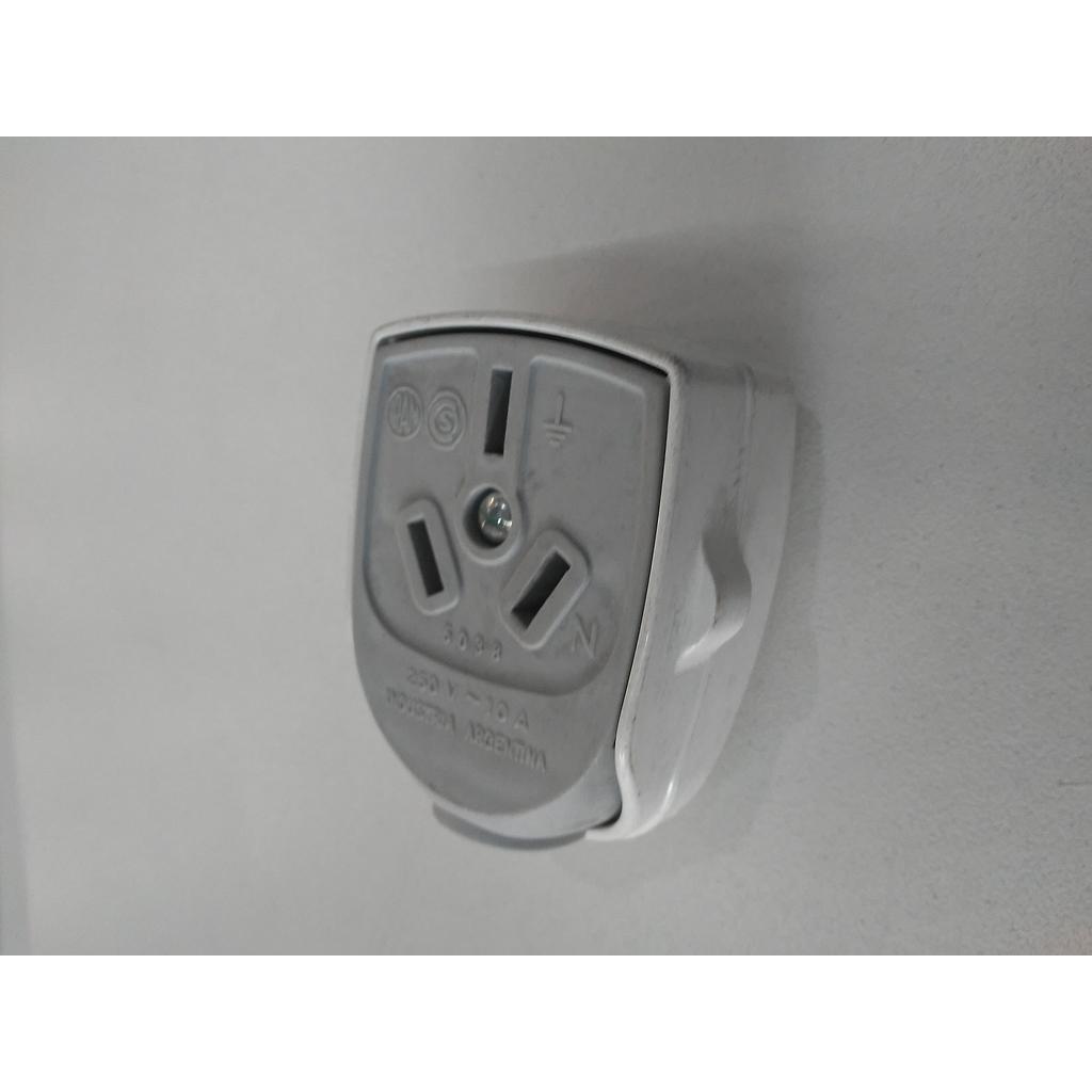 FICHA HEMBRA PREMIUM C/TIERRA EXULTT 10 AMP BLANCA