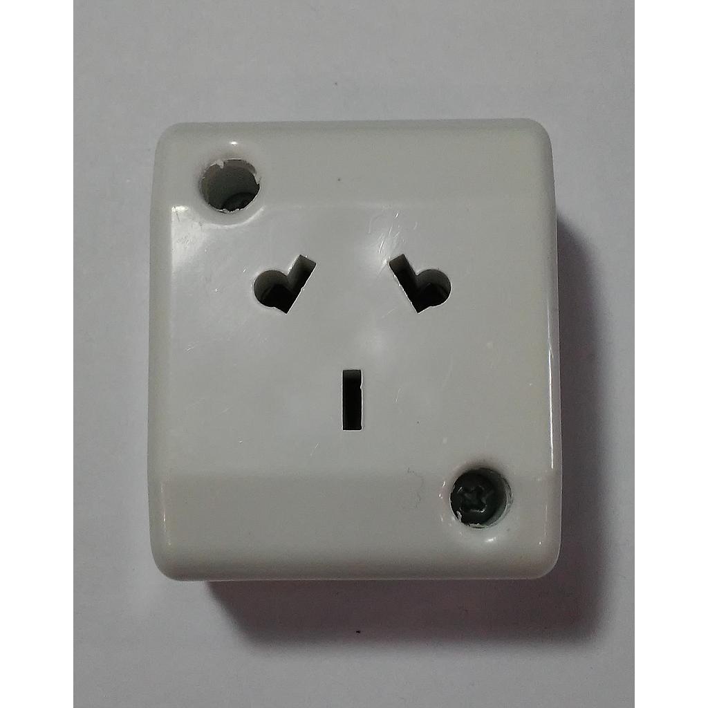 TOMA EXTERIOR SIMPLE 10A.S-box