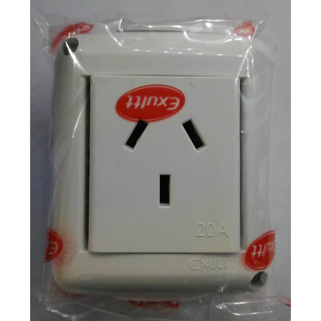 L.STIK TOMACORRIENTE 20A EXTERIOR